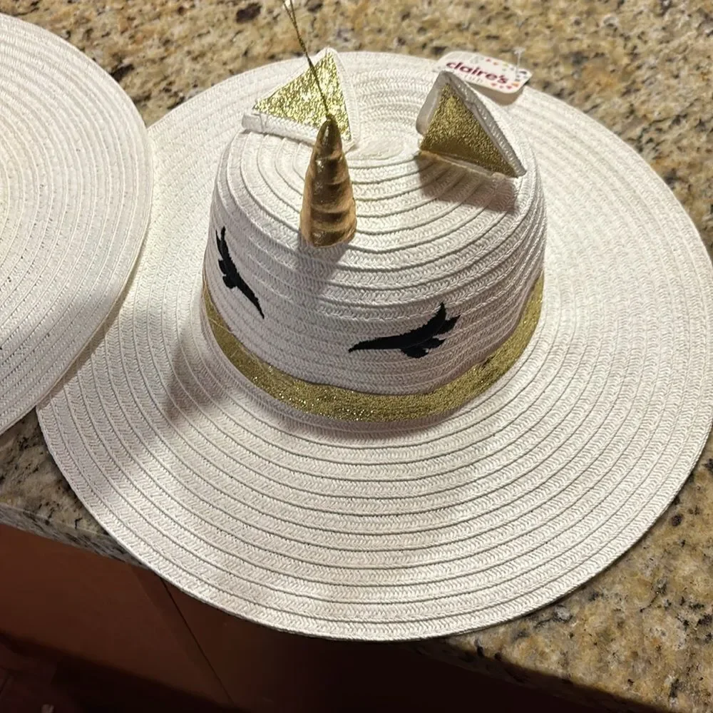 NWT Claire unicorn 🦄 sun hats